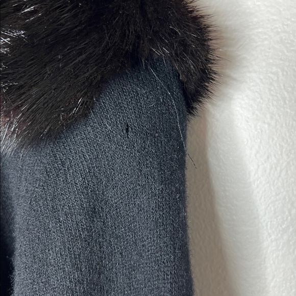 Vintage Dalton Cashmere and Fur Black Cardigan - Picture 8 of 12